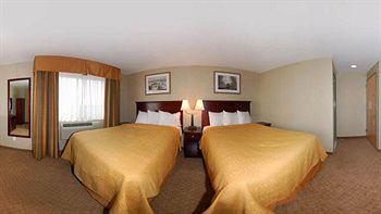 Quality Inn Jamaica Airtrain Нью-Йорк Экстерьер фото